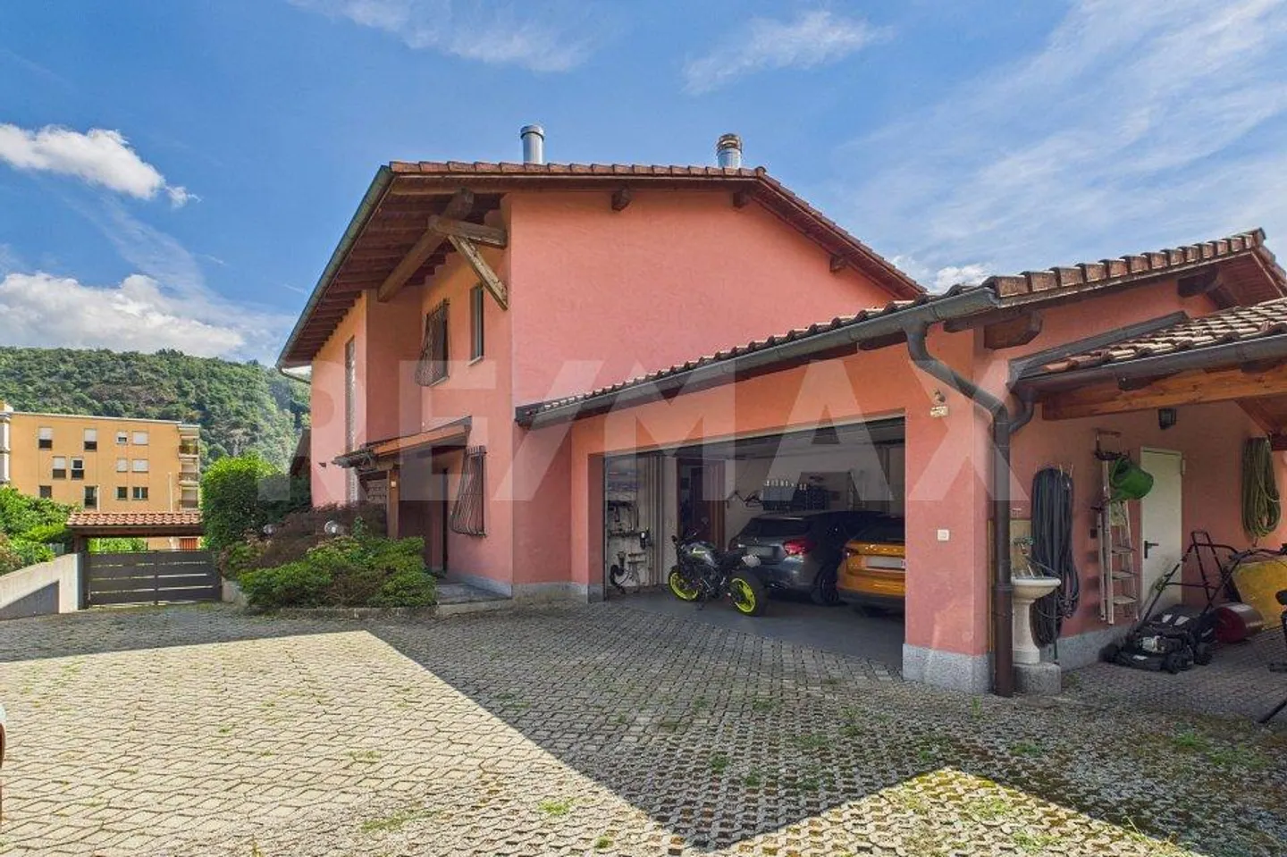 Charmante Villa mit Privatgarten - Foto 6 von 13