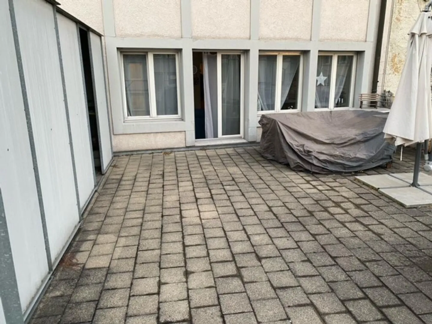 2 Room Apartment with Large Balcony in the City - Photo 3 of 9