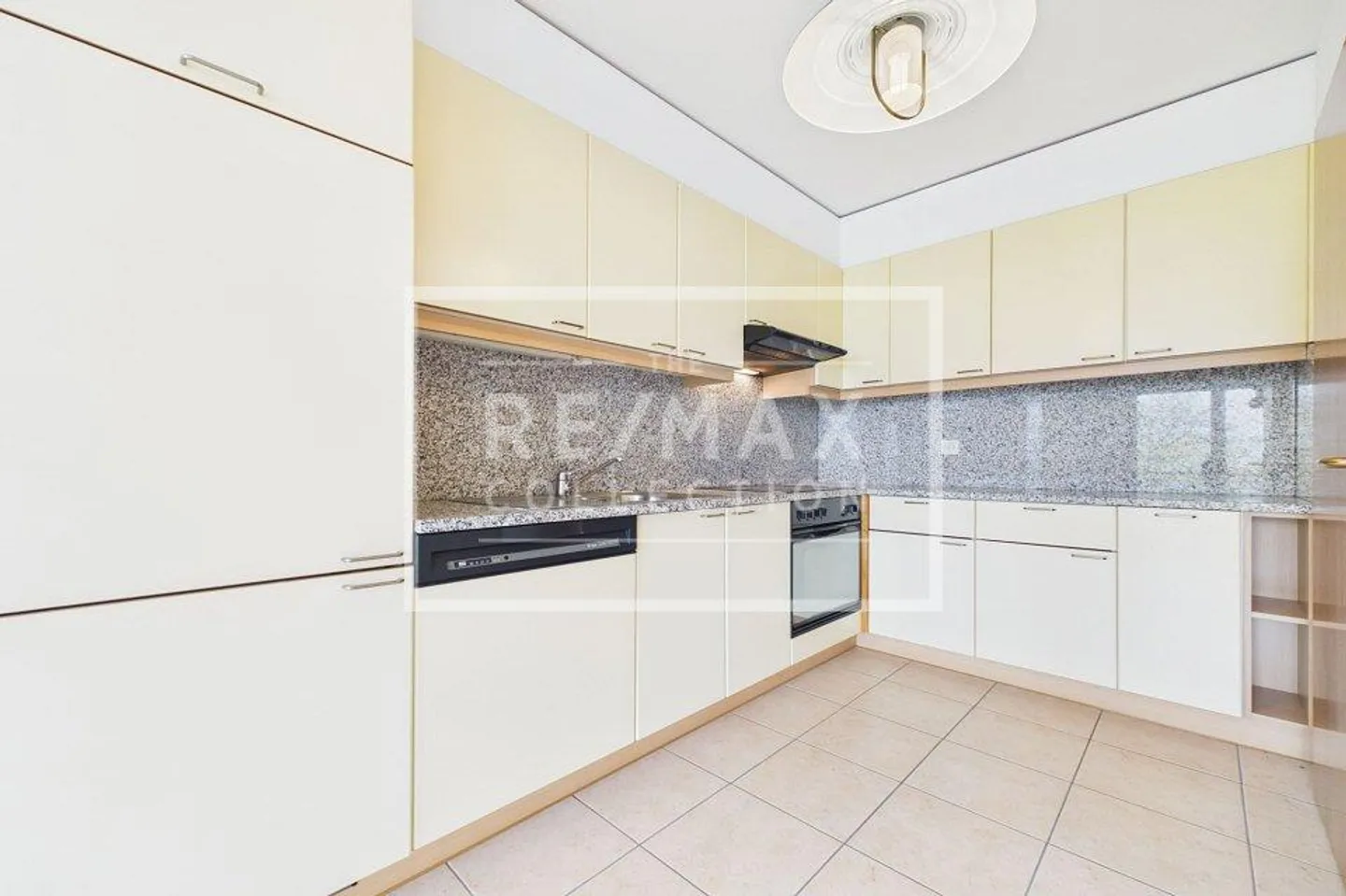 Elegante 4½-Zimmer-Maisonette mit Panoramablick - Foto 6 von 13