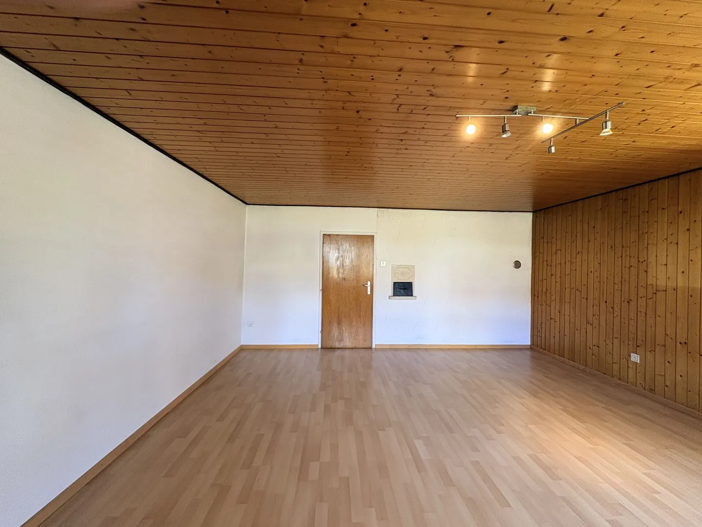 Core Zone Property with Development Potential in Grindel SO - Photo 7 of 9