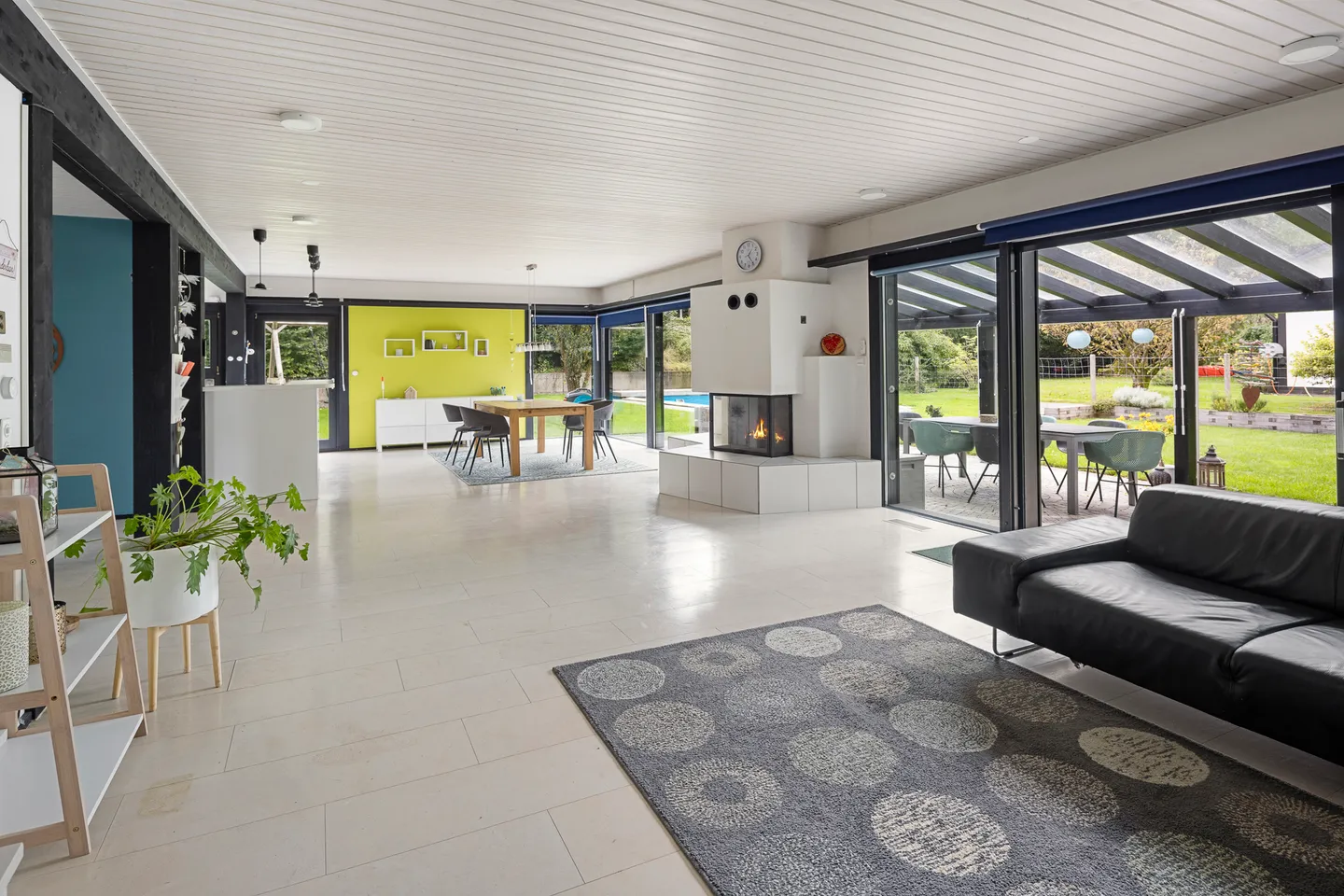 Family-friendly oasis of well-being with pool and garden idyll - Photo 4 of 14