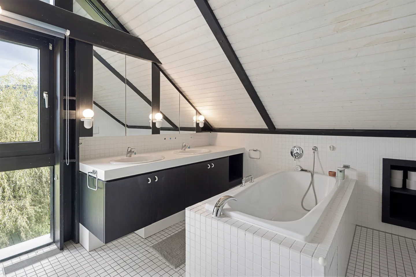 Family-friendly oasis of well-being with pool and garden idyll - Photo 10 of 14
