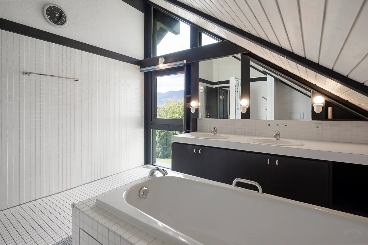 Family-friendly oasis of well-being with pool and garden idyll - Photo 11 of 14