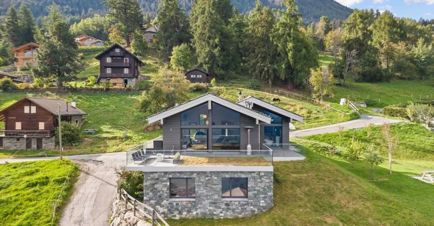 Ein wunderschönes Chalet in Rairettes als Hauptwohnsitz - Foto 1 von 13