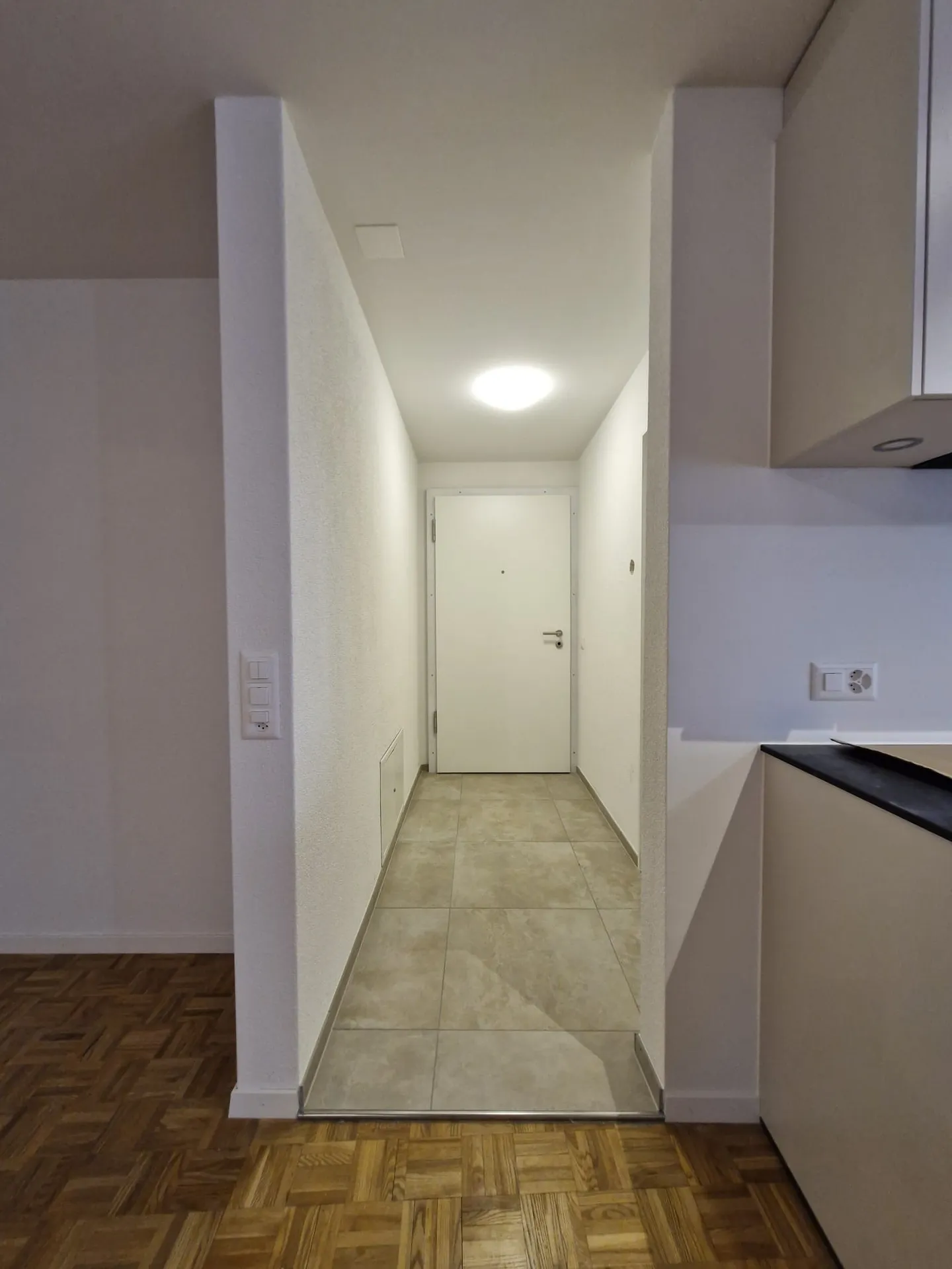 Charming 2.5-room apartment in a historic building in Egerkingen - Photo 4 of 9