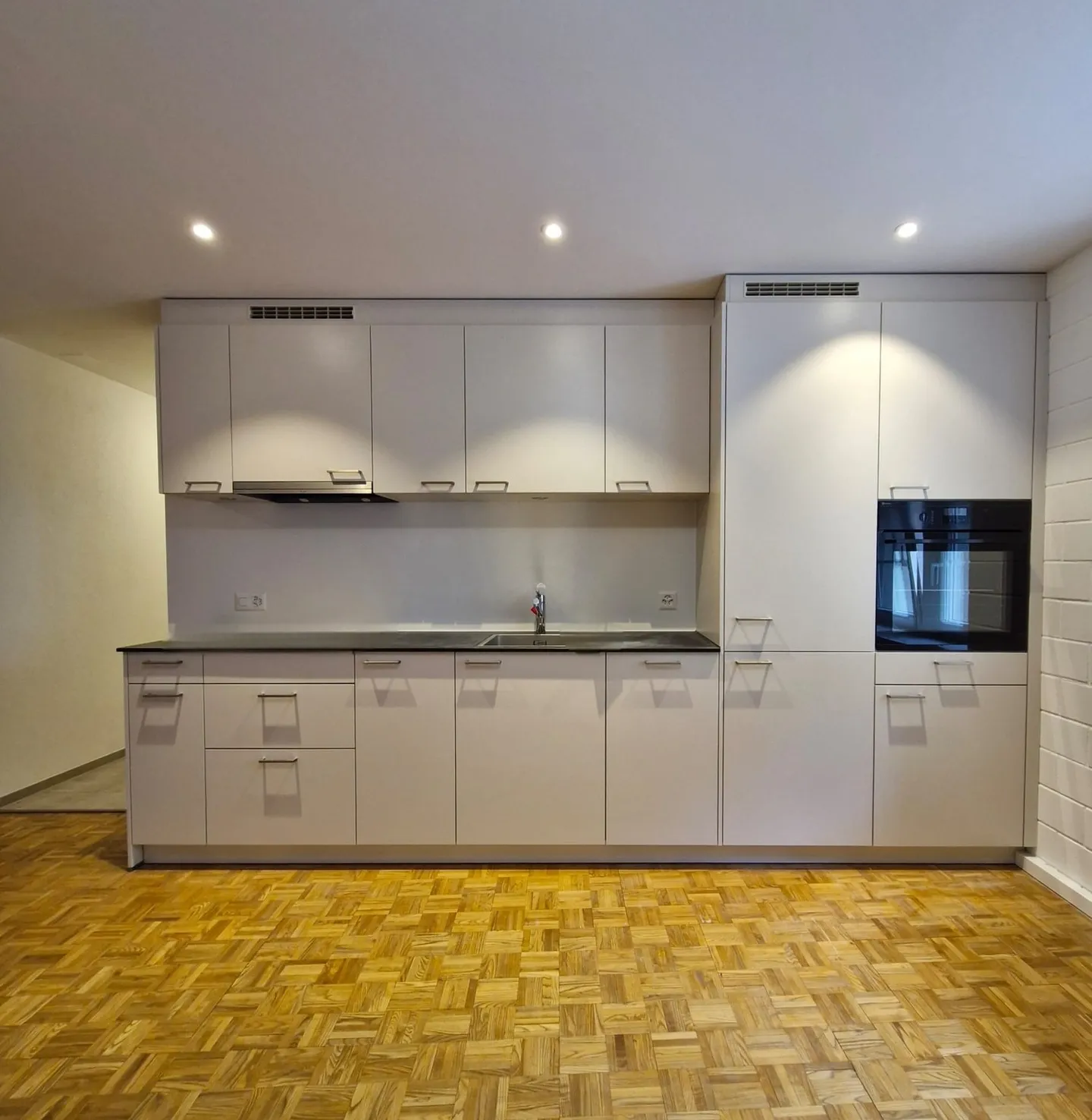 Charming 2.5-room apartment in a historic building in Egerkingen - Photo 7 of 9