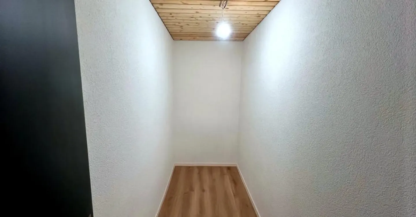 5-room apartment - Photo 7 of 9