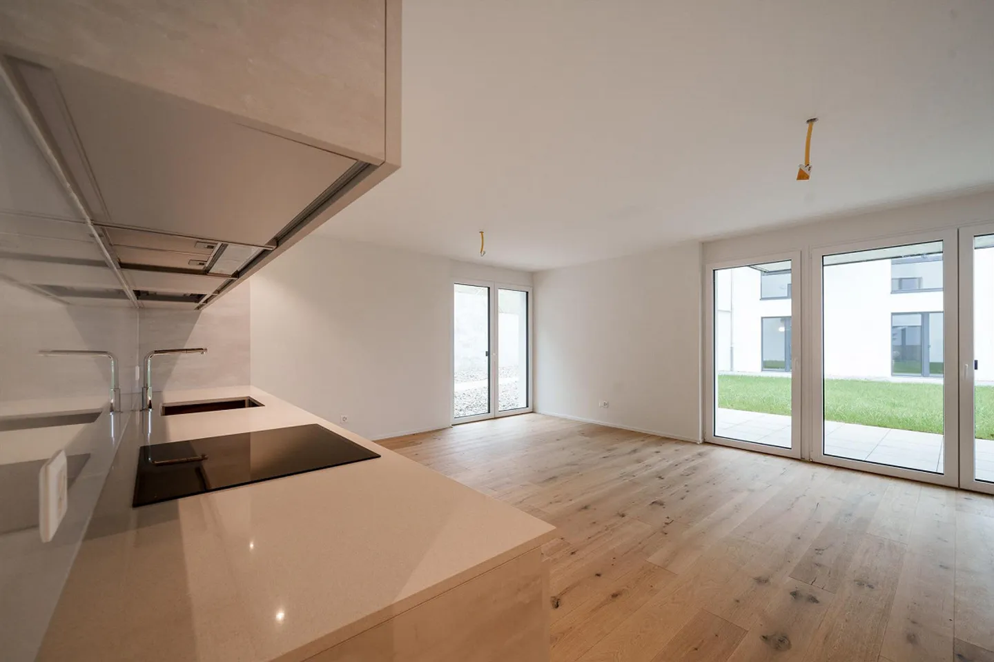 3.5 Room New Apartment! Modern, Central and in the Green! - Photo 1 of 8