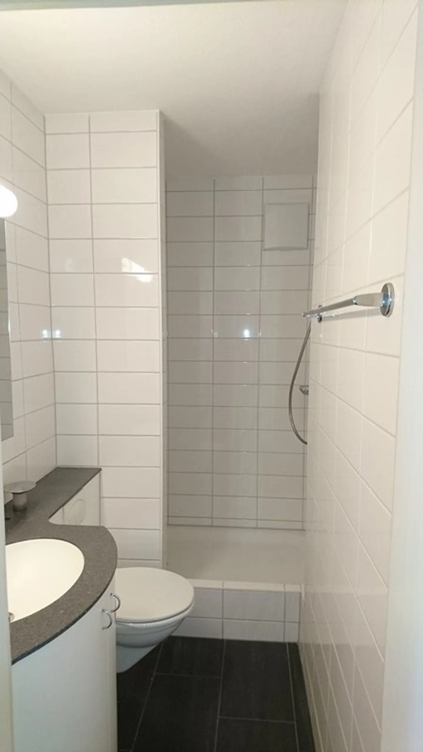 Charming 2-Room Apartment in Basel - Photo 6 of 8