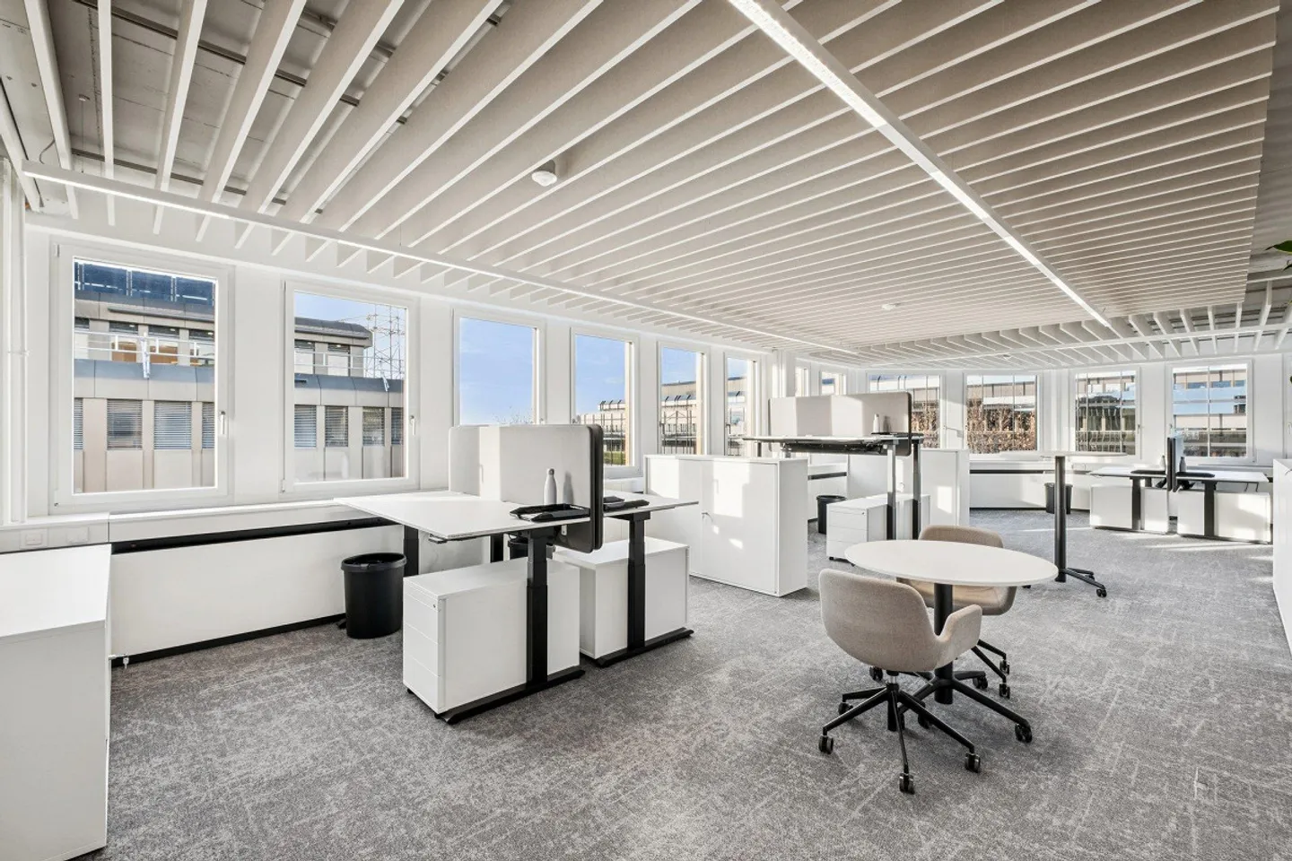 Neue exklusive Attika-Büroräume mit Sonnenterrasse - Photo 3 of 11