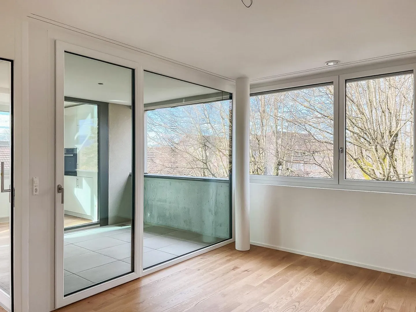 Moderne 2.5-Zimmerwohnung - Foto 2 von 10