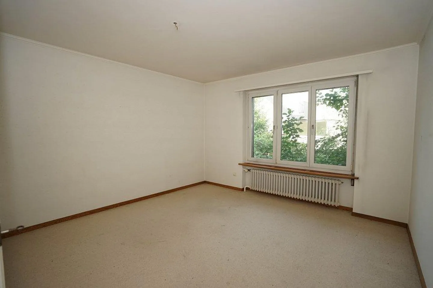 Casa unifamiliare 5.5 stanze indipendente - Foto 3 di 11