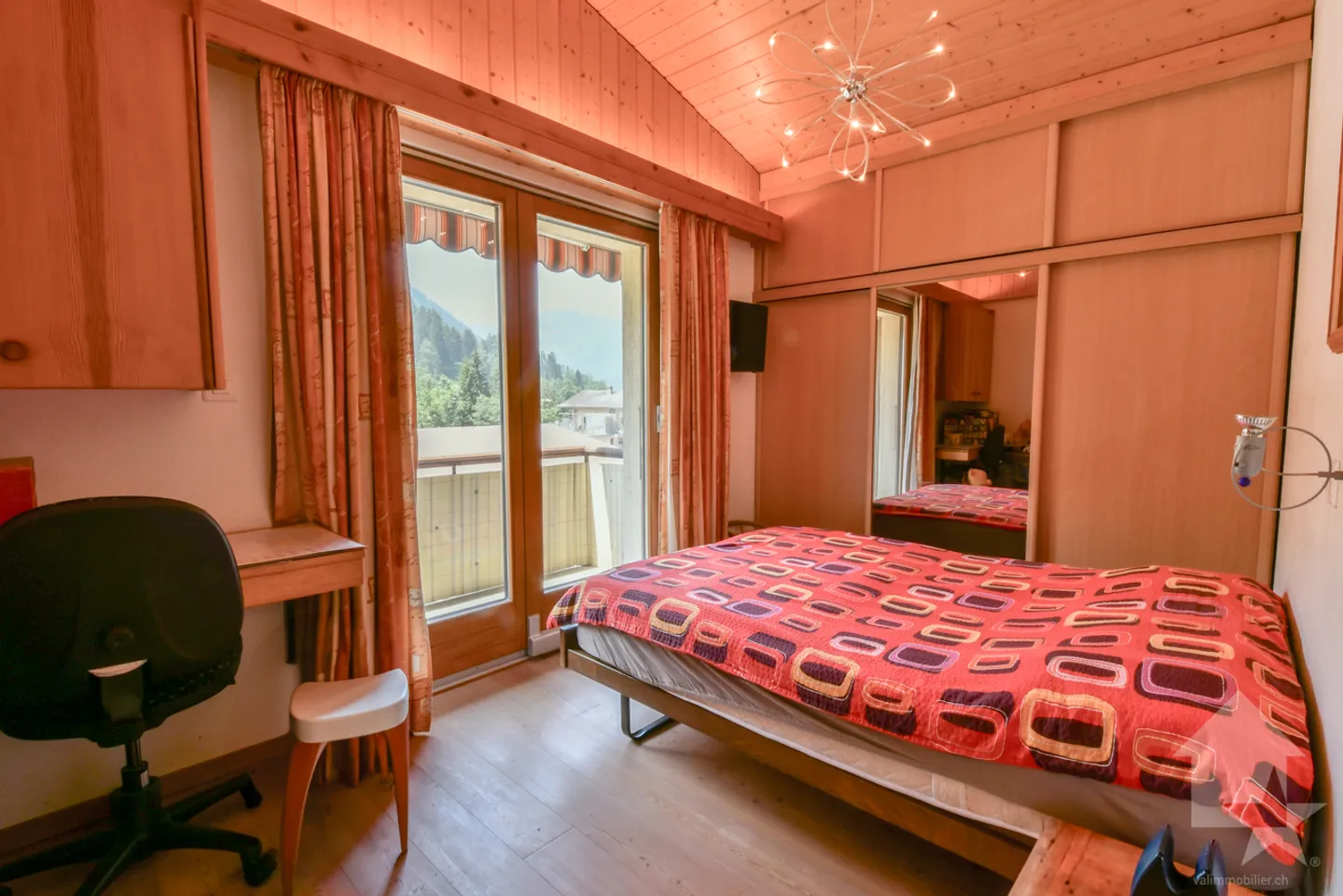 Haus mit zwei Wohnungen 2 Minuten von den Skiliften entfernt - Foto 16 von 31