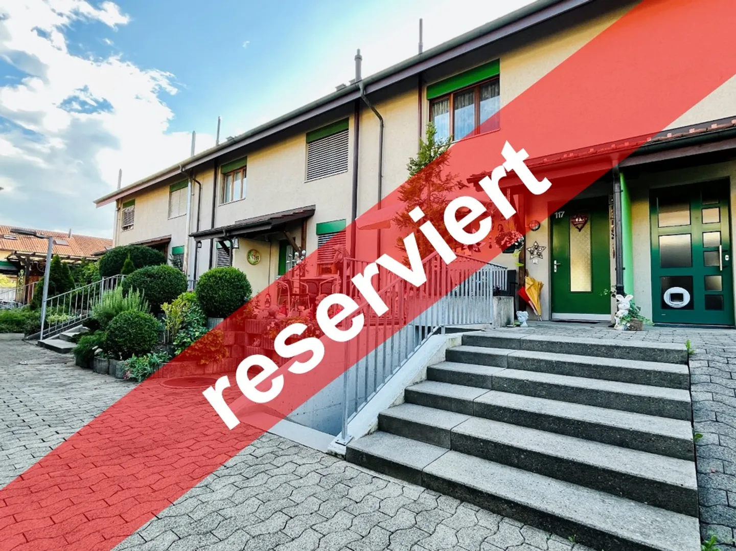 ***RESERVED*** Terraced house for sale in Solothurn - Photo 1 of 30