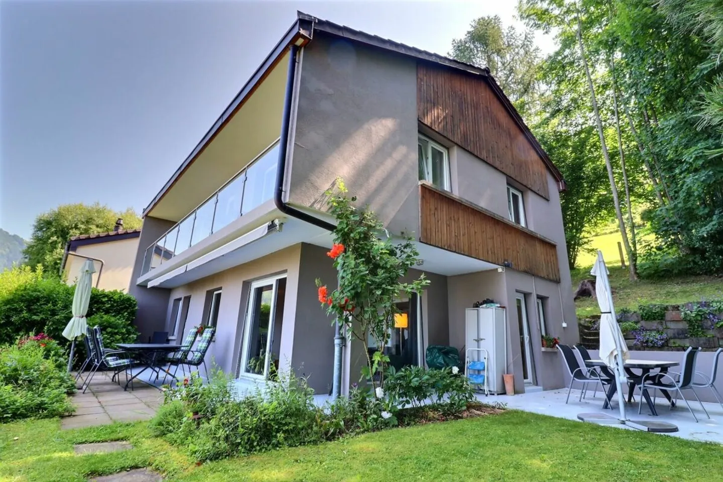 Casa a schiera con vista mozzafiato, Montreux - Foto 2 di 23