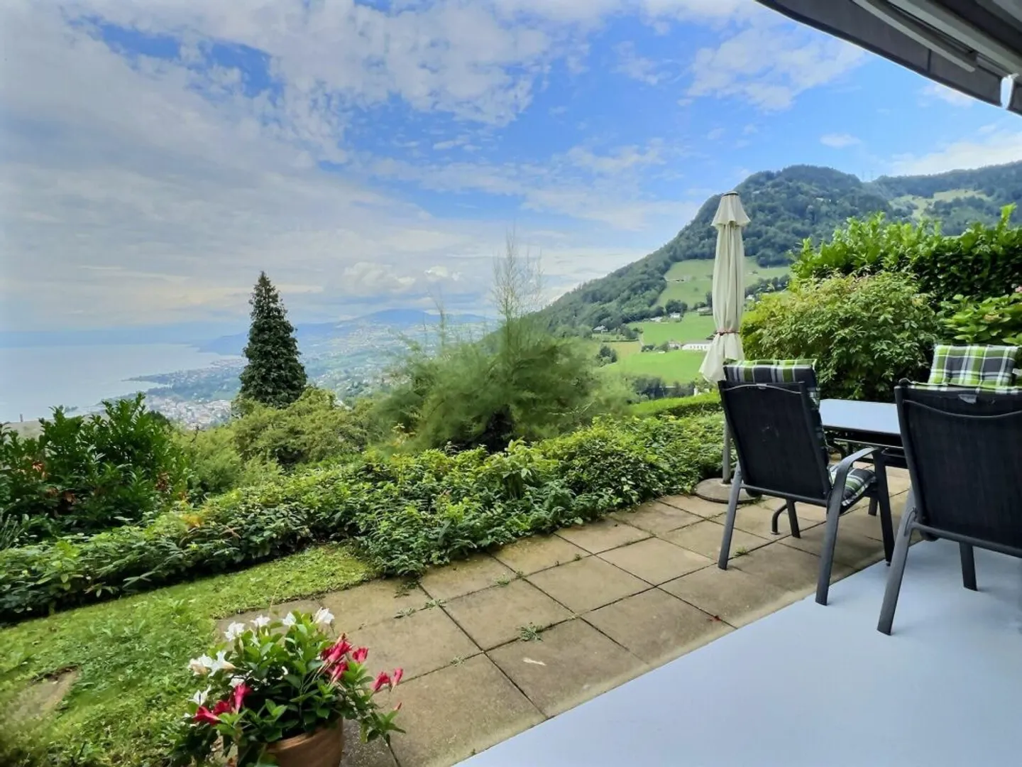 Casa a schiera con vista mozzafiato, Montreux - Foto 21 di 23