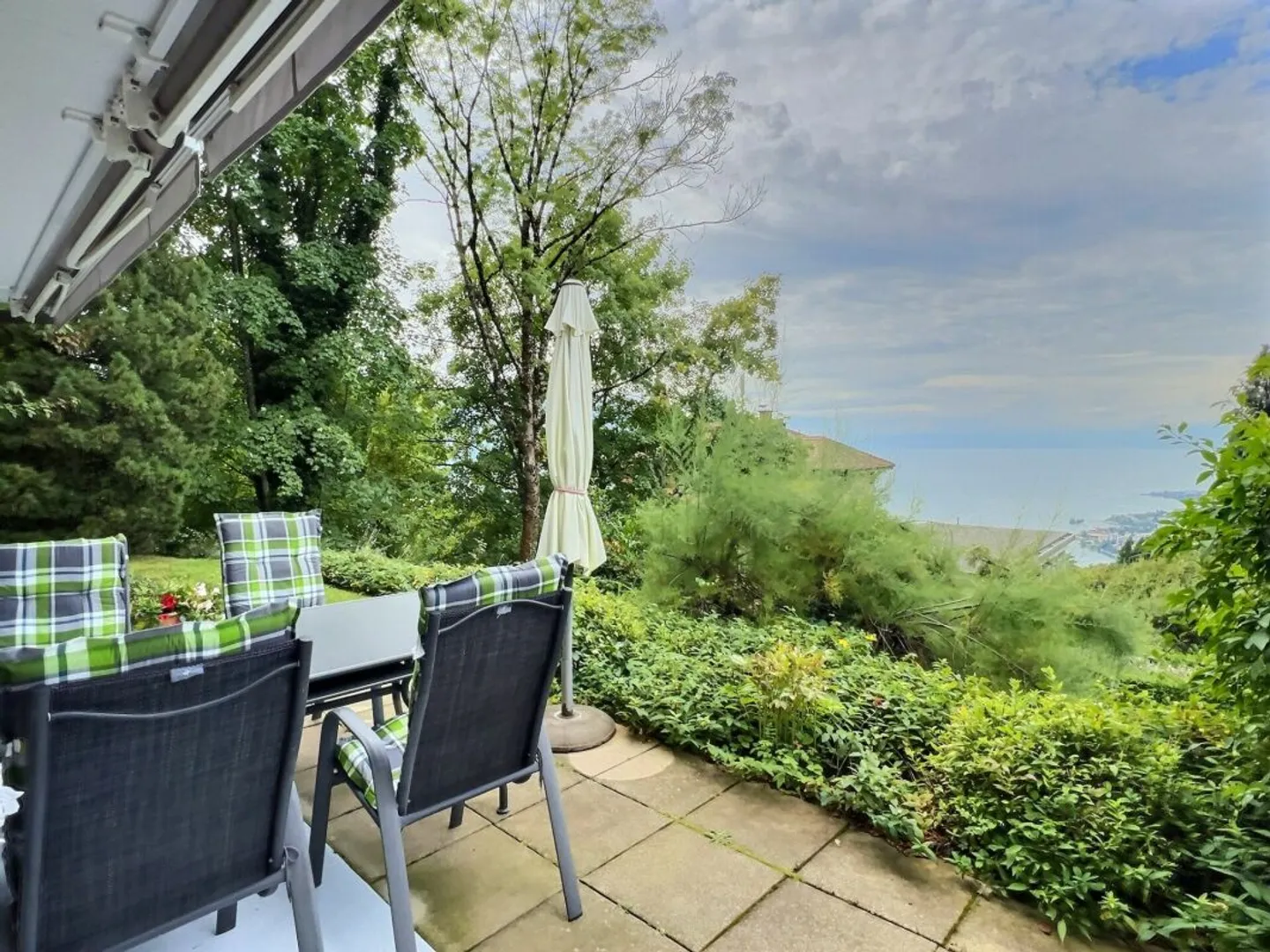 Casa a schiera con vista mozzafiato, Montreux - Foto 20 di 23