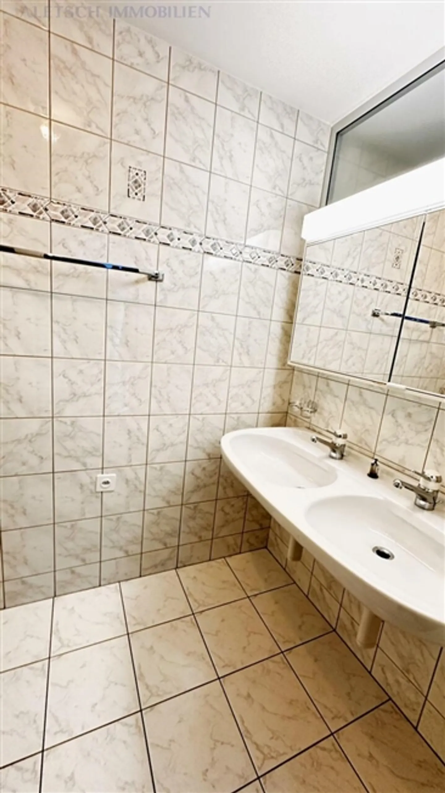 In vendita, appartamento di 4,5 stanze con pianta unica a Glis - Foto 7 di 14