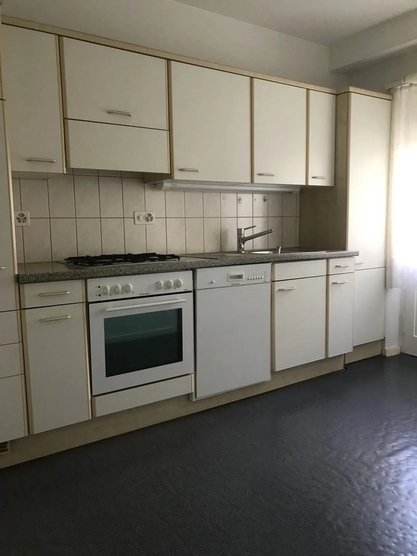 Appartement 2 pièces dans le quartier Breite - Photo 3 sur 7