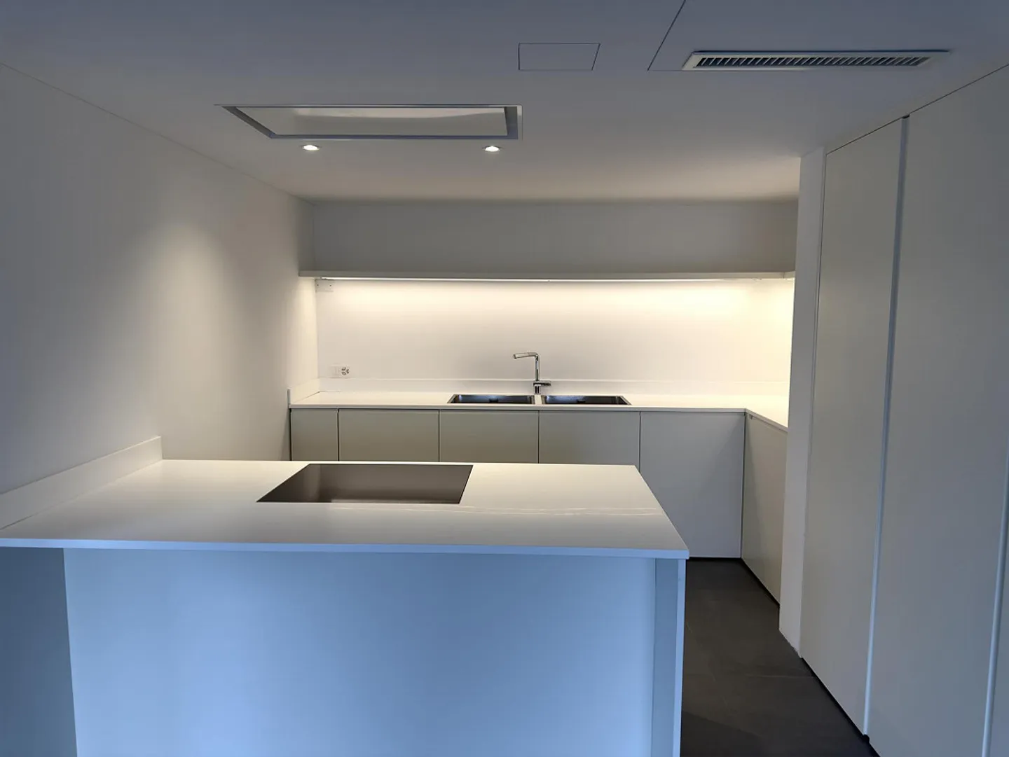 Appartamento Design con Terrazza - Foto 1 di 12