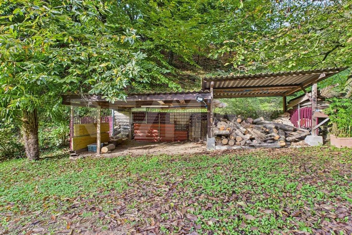 Unique Rustic Villa in Lugano - Photo 7 of 13