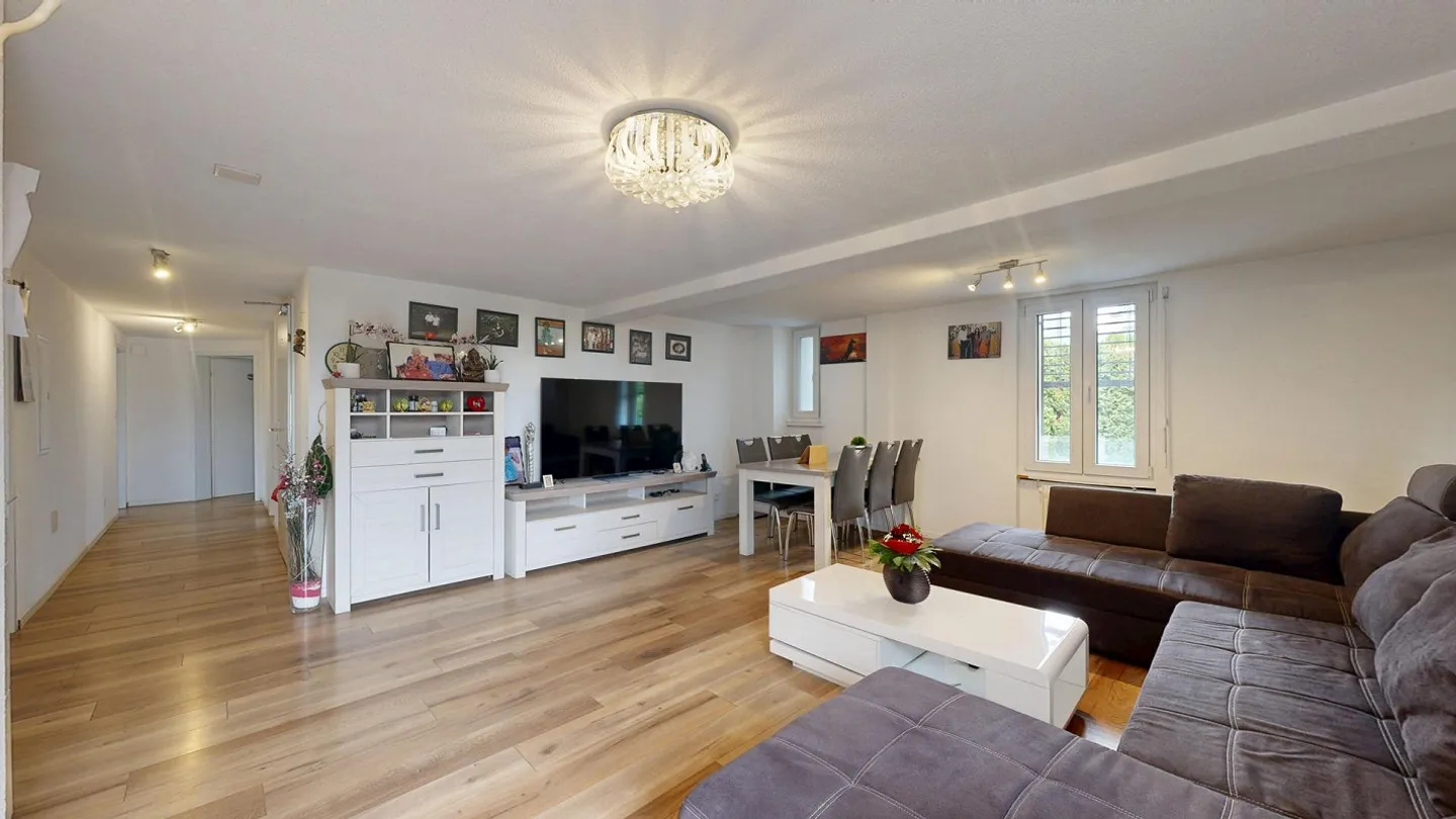 Deux maisons multifamiliales entièrement louées à Rebstein - Photo 6 sur 18