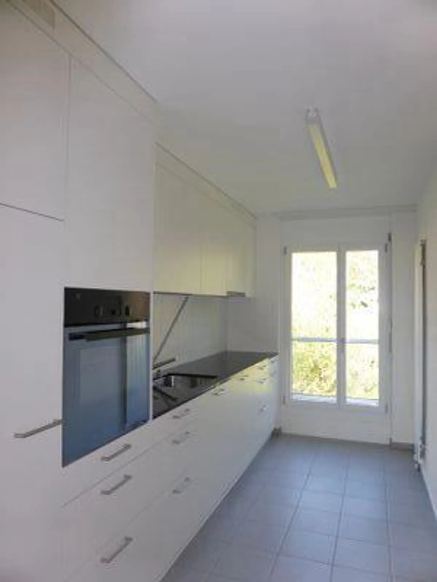 In una posizione tranquilla vicino al bordo della foresta nel quartiere Schöngrund di Olten - Foto 2 di 9