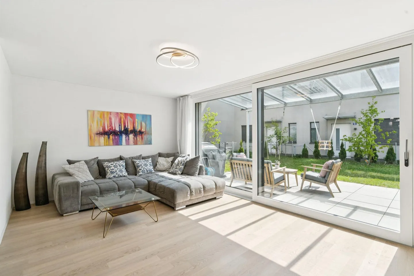 Modern 7.5-Room House in Winterthur - Sale - Photo 3 of 13