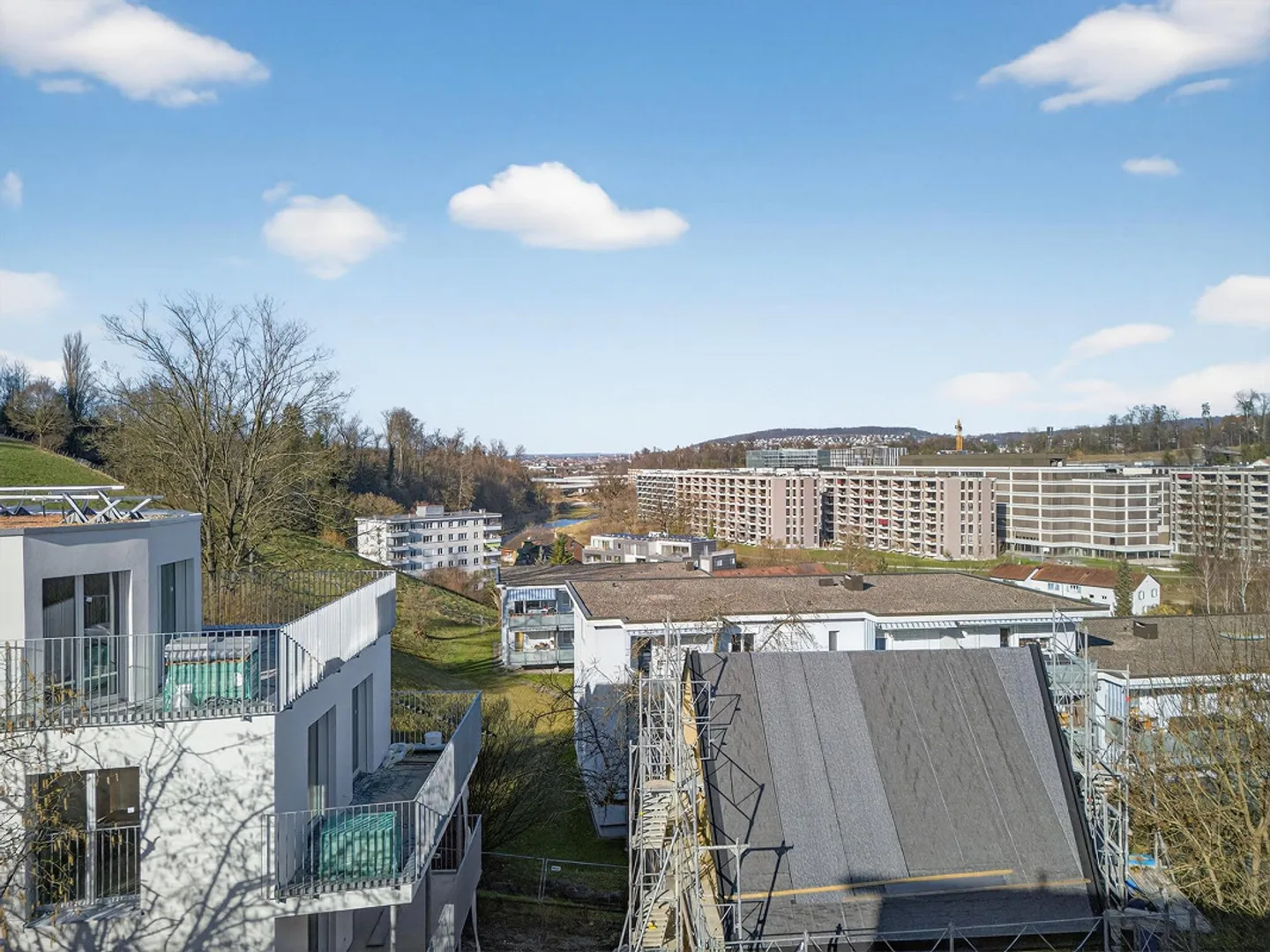 Grosszügiges Grundstück in ruhiger Lage - Foto 9 von 10