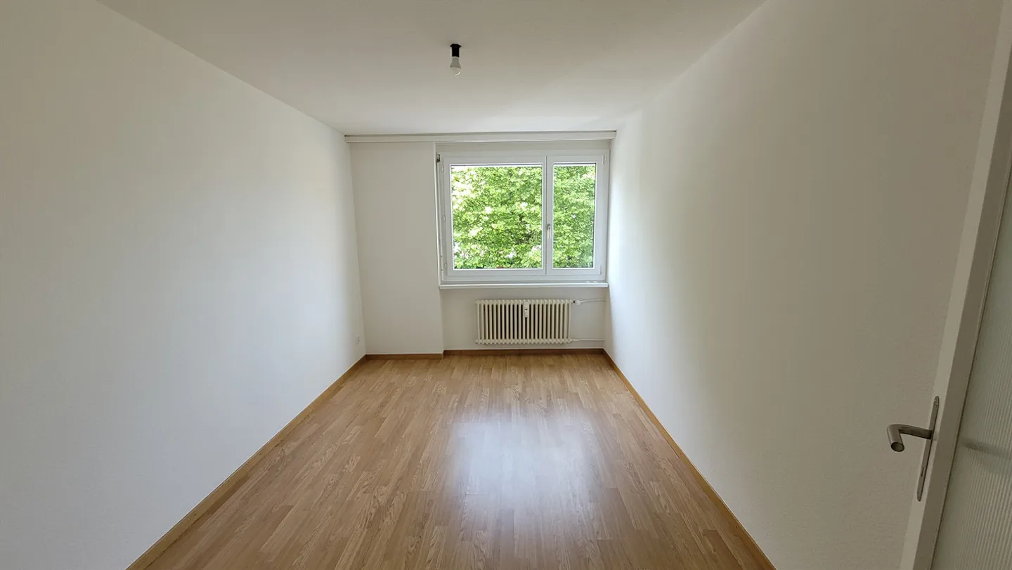 Appartamento di 4 locali in buona posizione al 1° piano - Foto 5 di 13