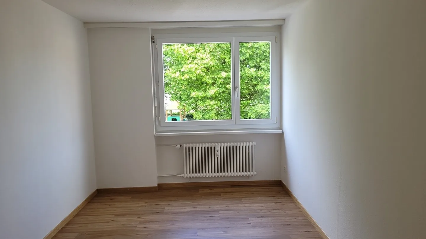 Appartamento di 4 locali in buona posizione al 1° piano - Foto 6 di 13