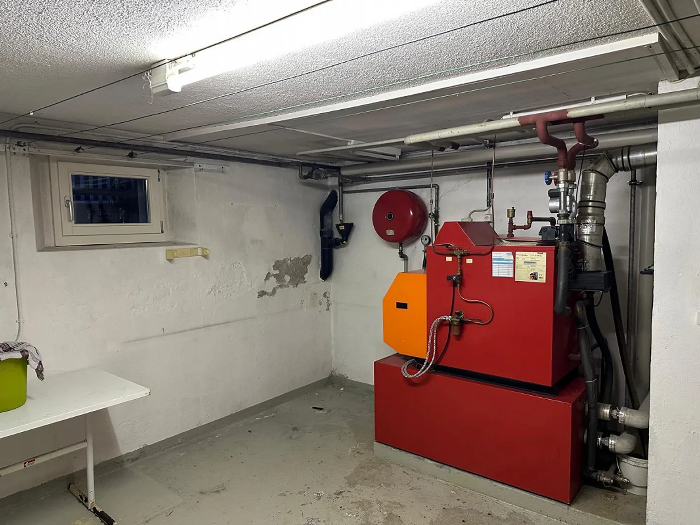 3-family house with renovation potential – investment property in Hergiswil - Photo 5 of 30