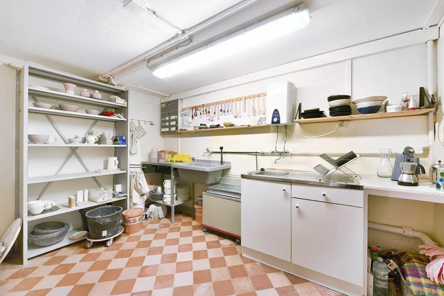 Maison d'angle historique de 6,5 pièces au centre d'Uster - Photo 3 sur 15