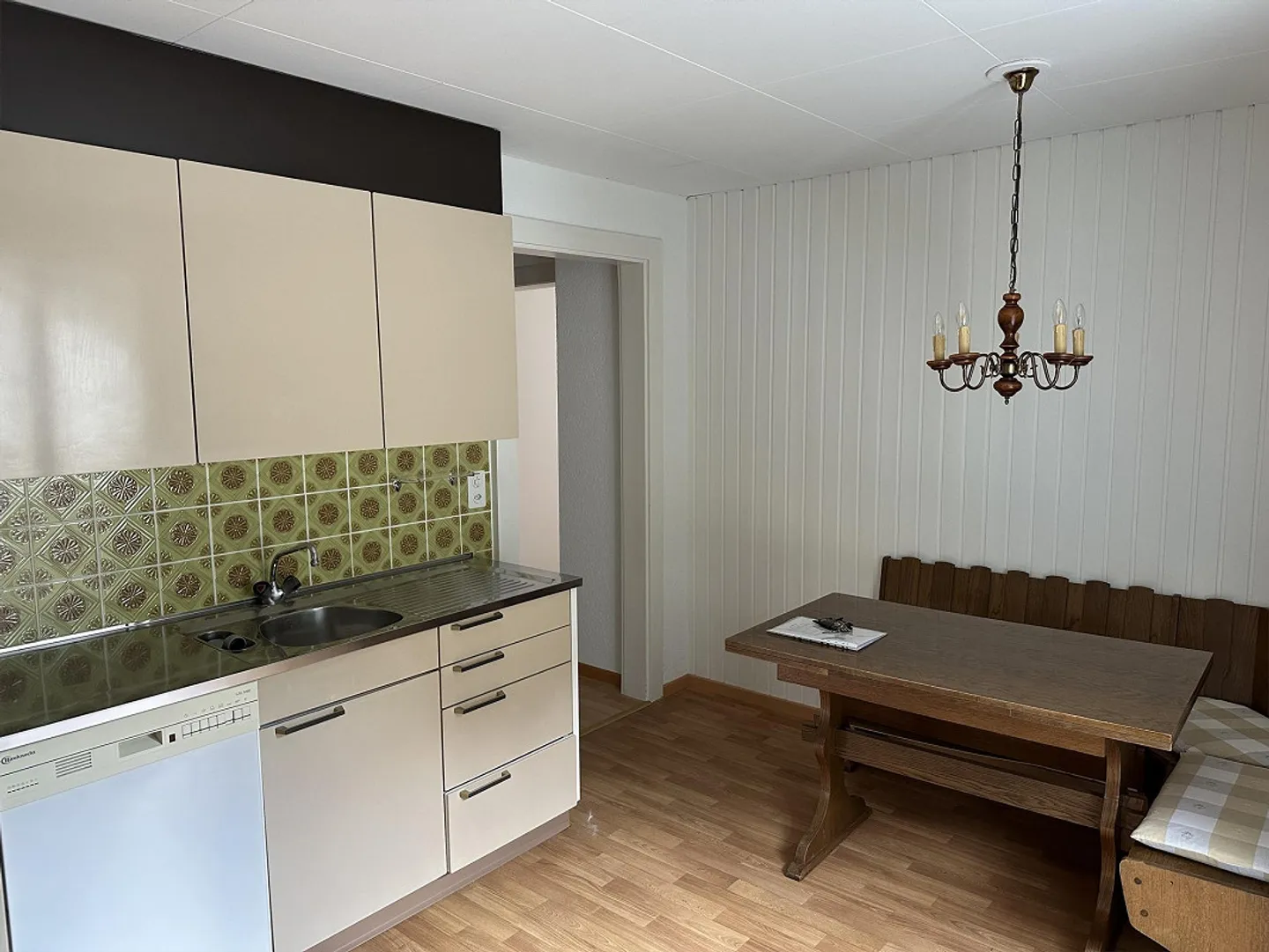 3-family house with renovation potential – investment property in Hergiswil - Photo 15 of 30