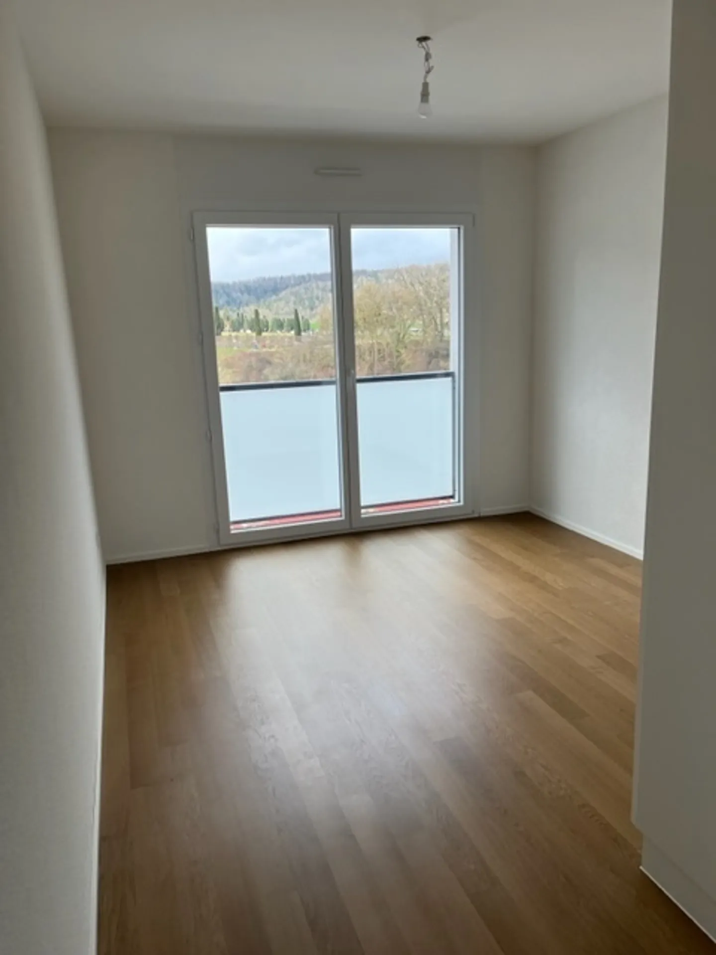 Charmant appartement 2,5 pièces - Photo 5 sur 8