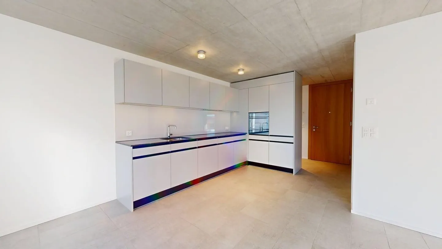 At the quiet foot of Uetliberg, a new 2.5-room apartment awaits you... - Photo 3 of 6