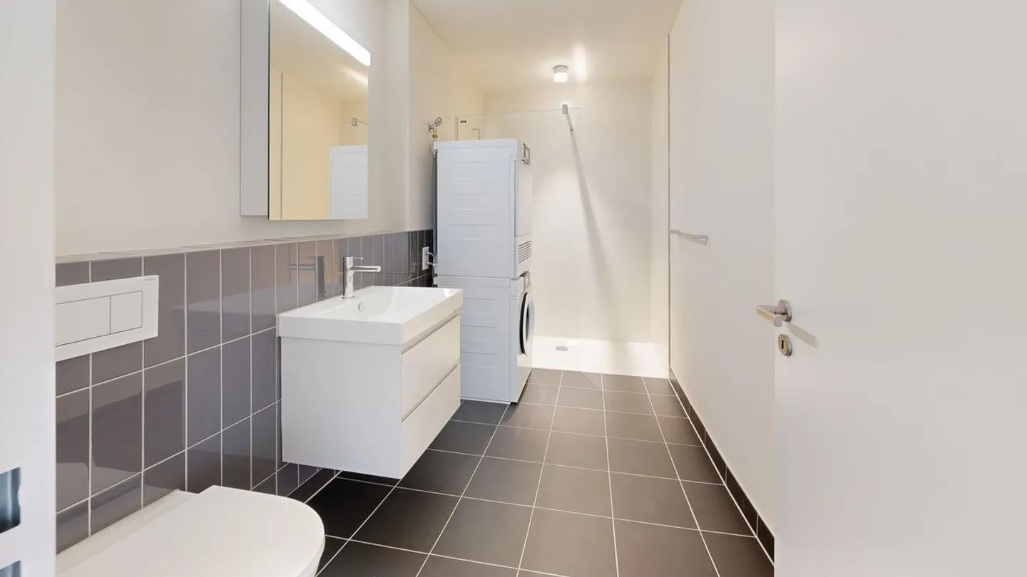 At the quiet foot of Uetliberg, a new 2.5-room apartment awaits you... - Photo 6 of 6