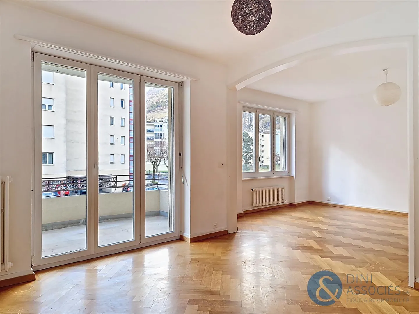 4.5 Room Apartment - Photo 2 of 8