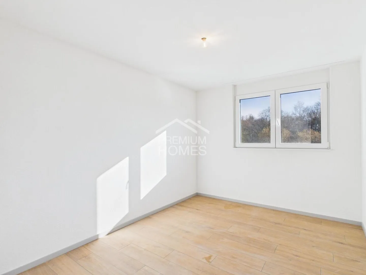 Moderner Komfort im Herzen von Delémont - Foto 3 von 8
