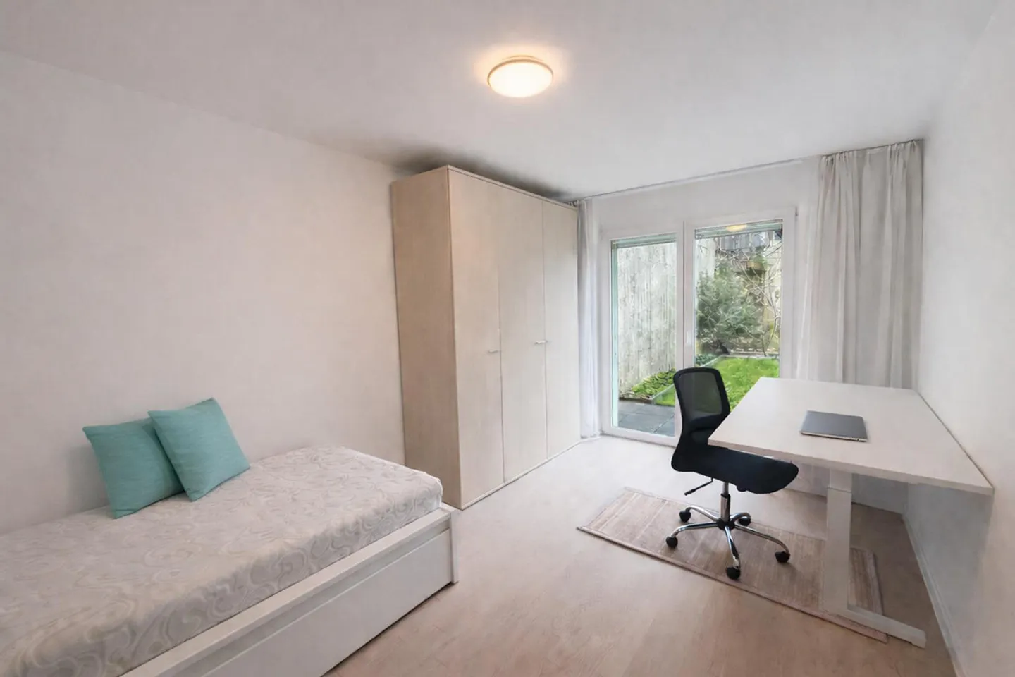 Appartement 4,5 pièces avec jardin d'hiver et jardin privé - Photo 13 sur 24
