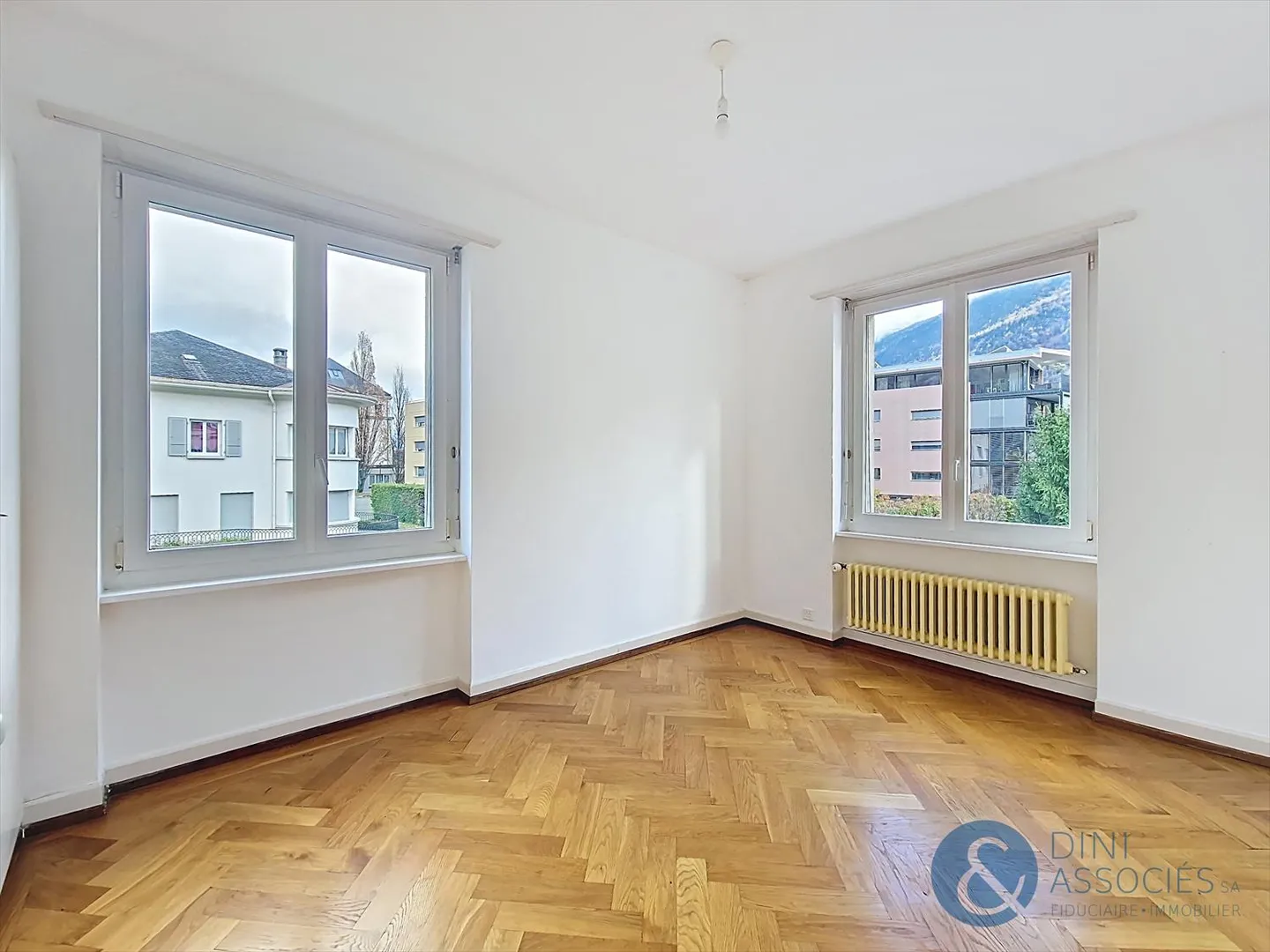 4.5 Room Apartment - Photo 3 of 8