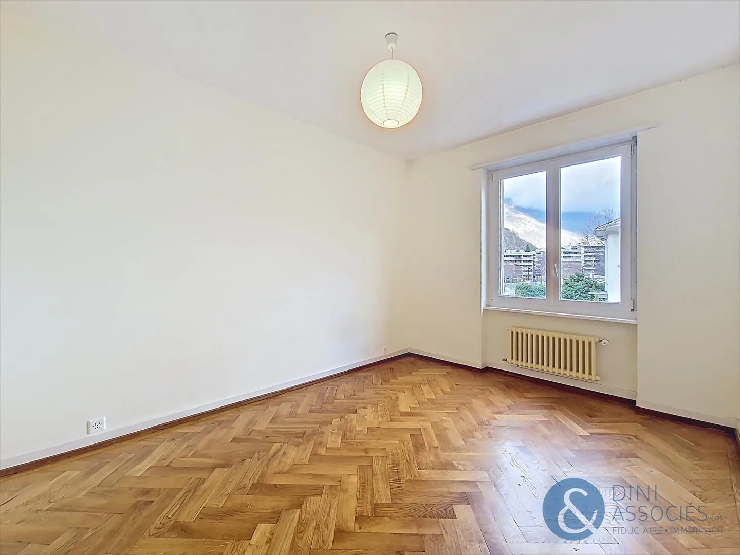 4.5 Room Apartment - Photo 4 of 8