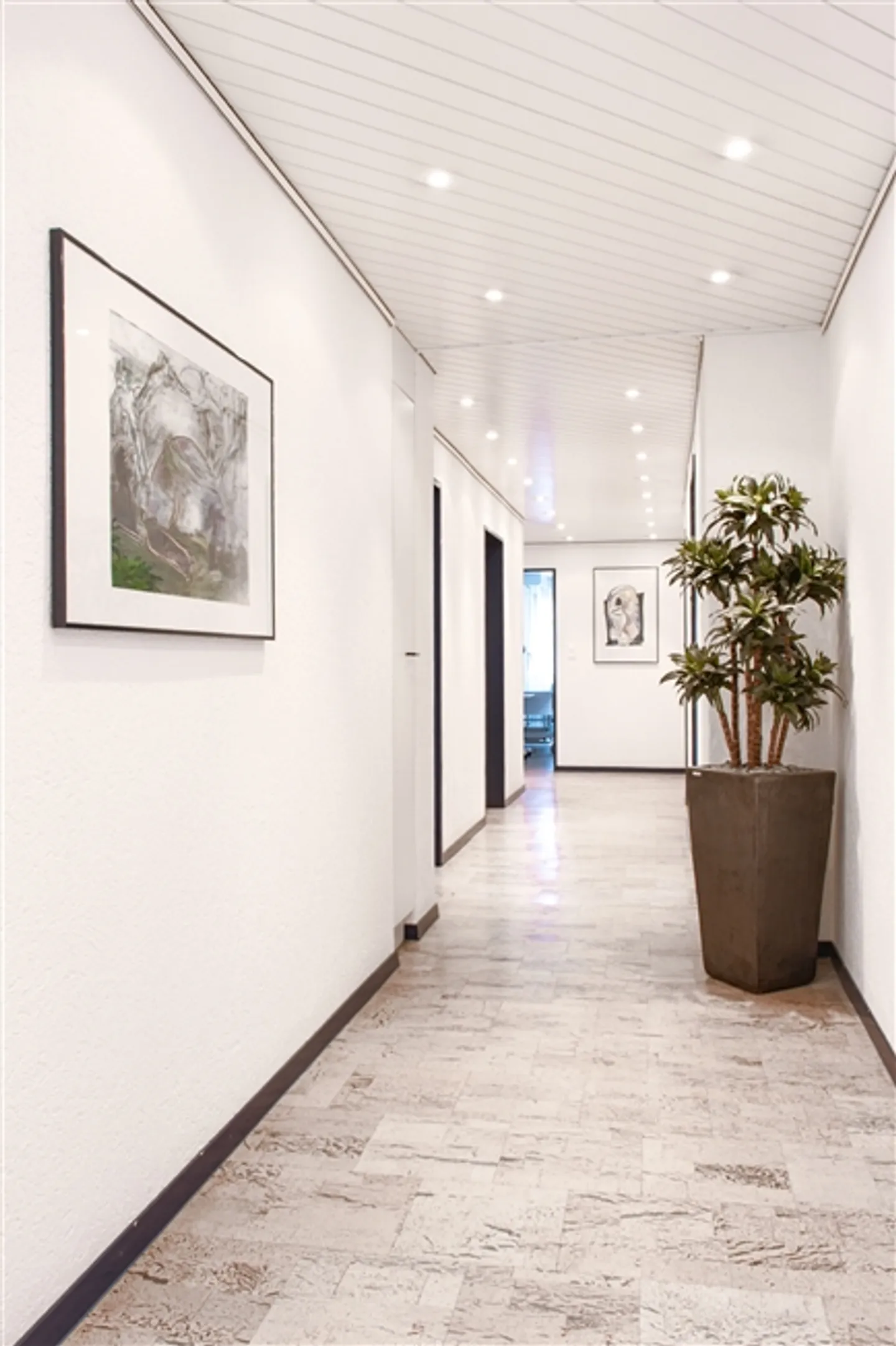 Vielseitige Gewerbefläche - Foto 7 von 9