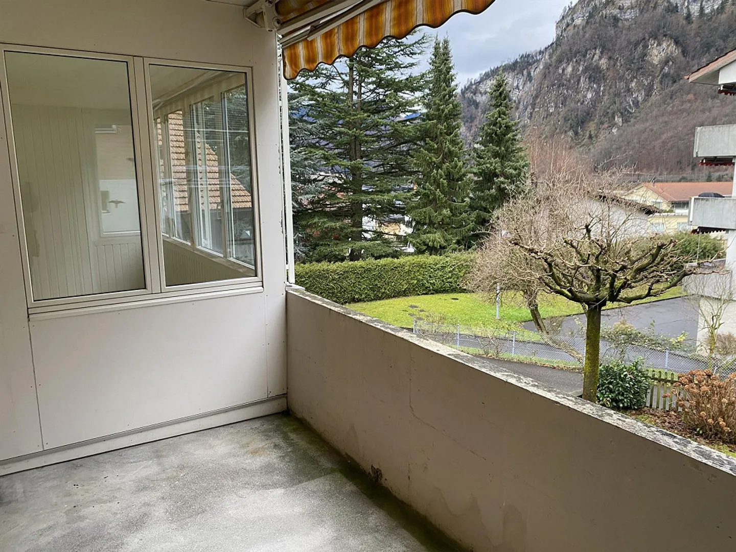 3-family house with renovation potential – investment property in Hergiswil - Photo 20 of 30