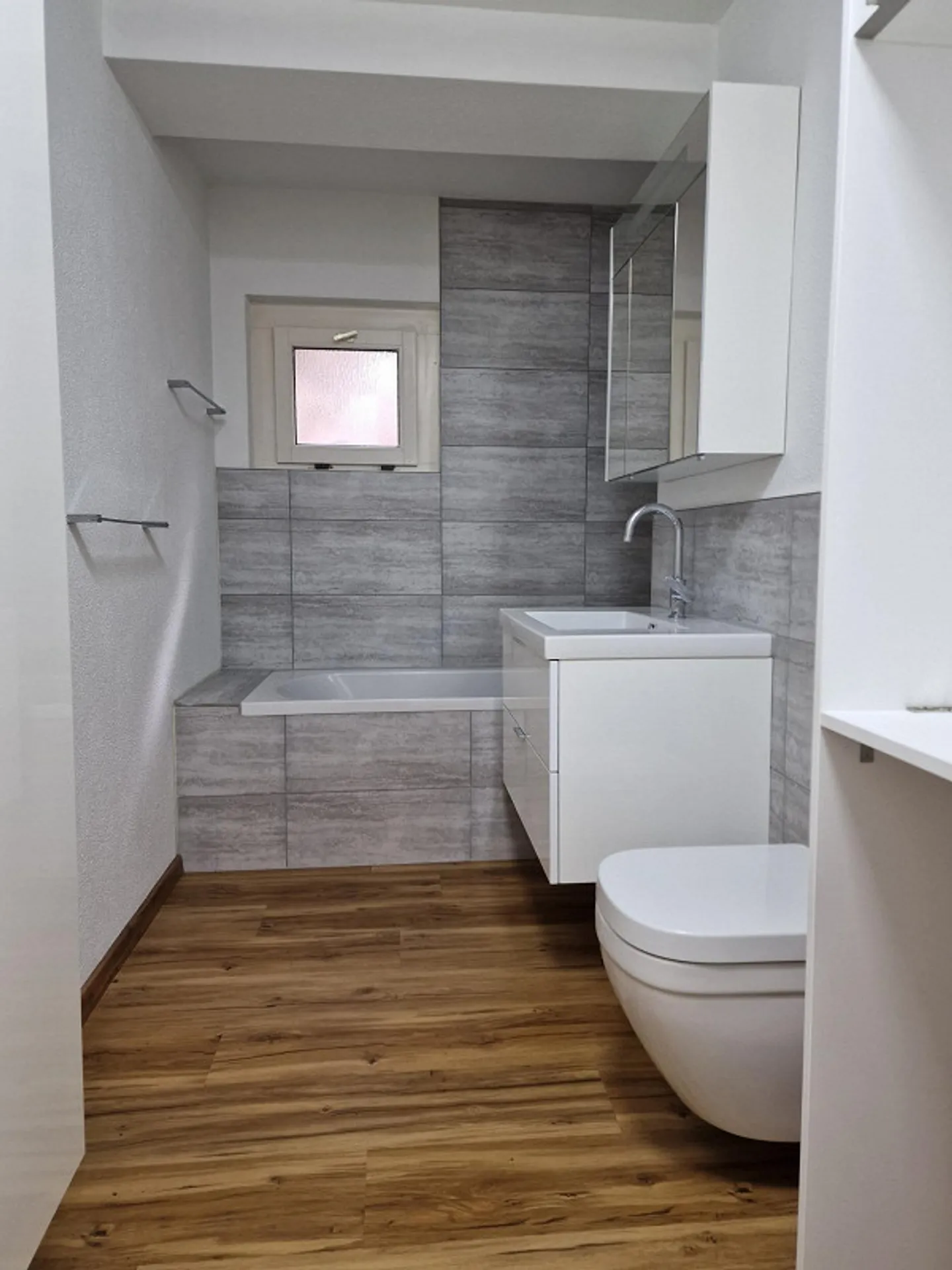 Beautiful 3.5-room apartment in Ennetbaden with large balcony - Photo 4 of 8