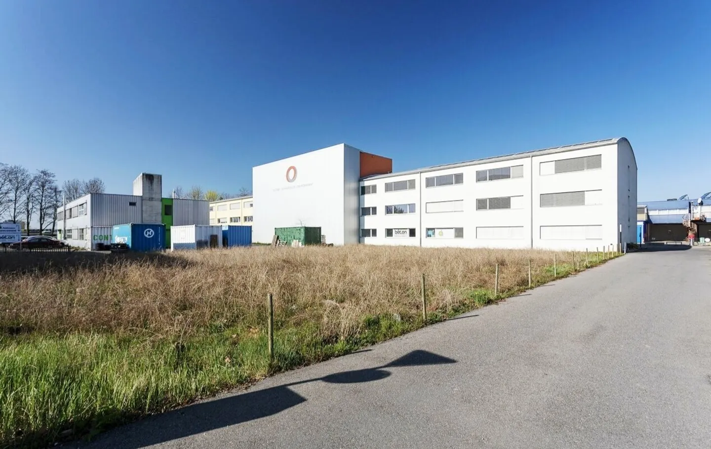 DUCATS 40 B, Spazio commerciale in una zona ad alta frequentazione - Foto 1 di 4