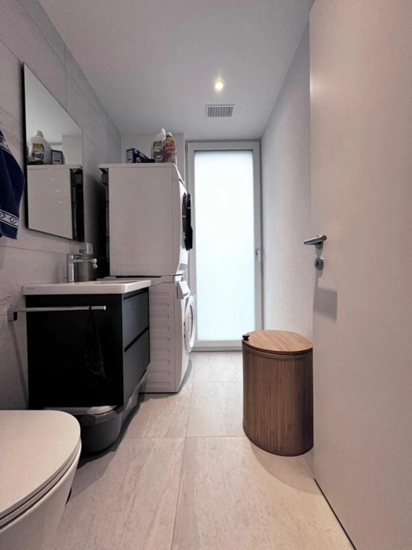 Exklusive, moderne 3.5-Zimmer-Attikawohnung mit grosser Terrasse & Waschturm - Foto 6 von 15