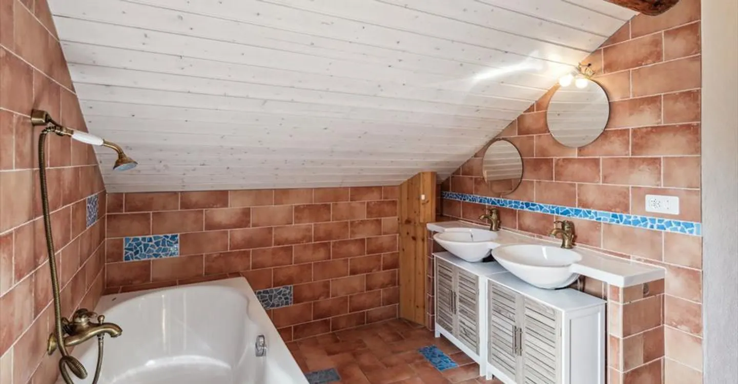 Attique-Duplex Charmant à Valais - Photo 5 sur 8