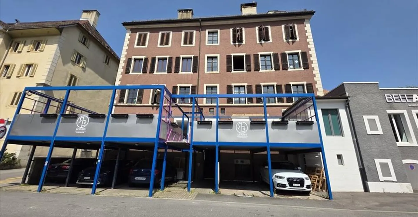 Mischgenutztes Gebäude mieten - Foto 1 von 9