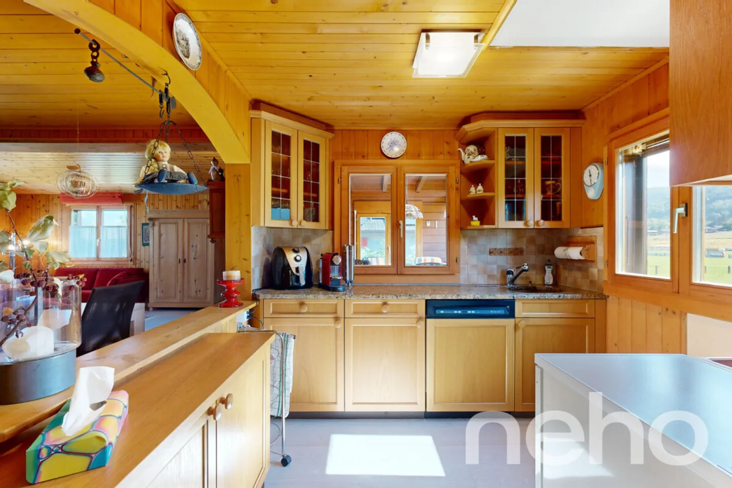 Chalet charmant avec vue sur le lac du lac de Neuchâtel - Photo 5 sur 13